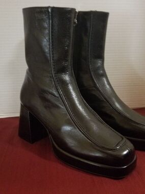 Women's Black Leather Block Heel Ankle Boots Size 39
